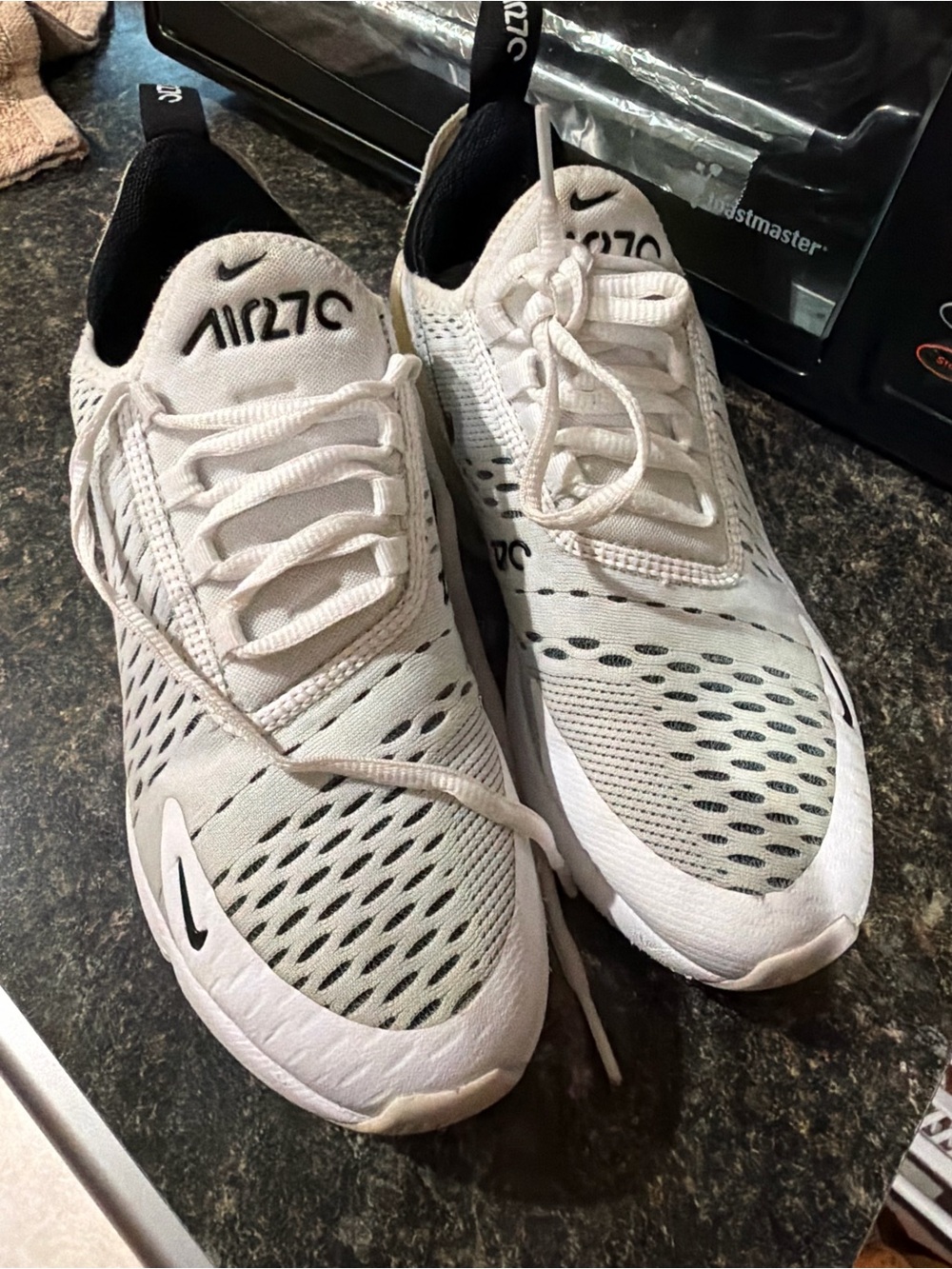 Nike Air270 Women’s Light Gray and Black Athletic Shoes